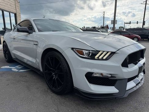 Used 2017 Ford Mustang Shelby GT350 w/ Electronics Package RWD image 4