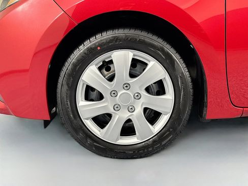 Used 2014 Toyota Corolla L image 28