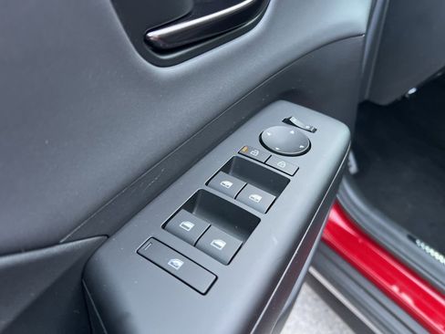 Used 2024 Hyundai Kona N Line image 11