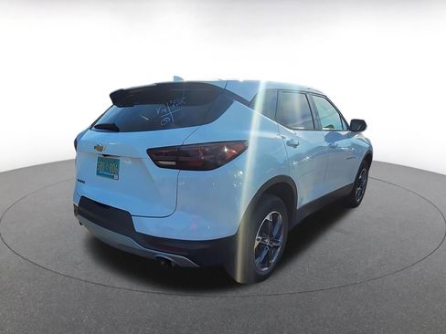 Used 2025 Chevrolet Blazer LT image 6