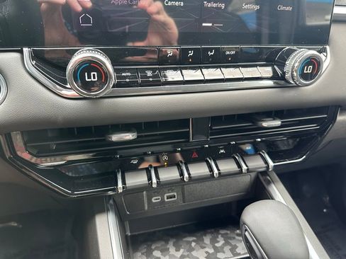 New 2026 GMC Canyon Elevation w/ Convenience Package image 23