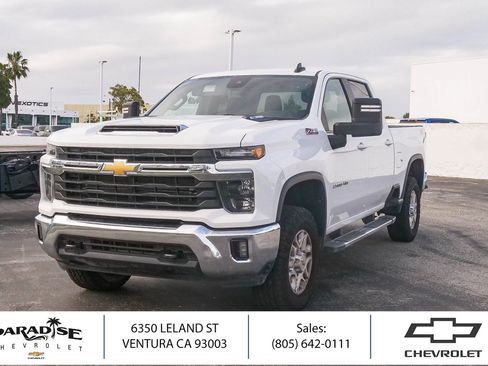 Used 2024 Chevrolet Silverado 2500 LT image 1