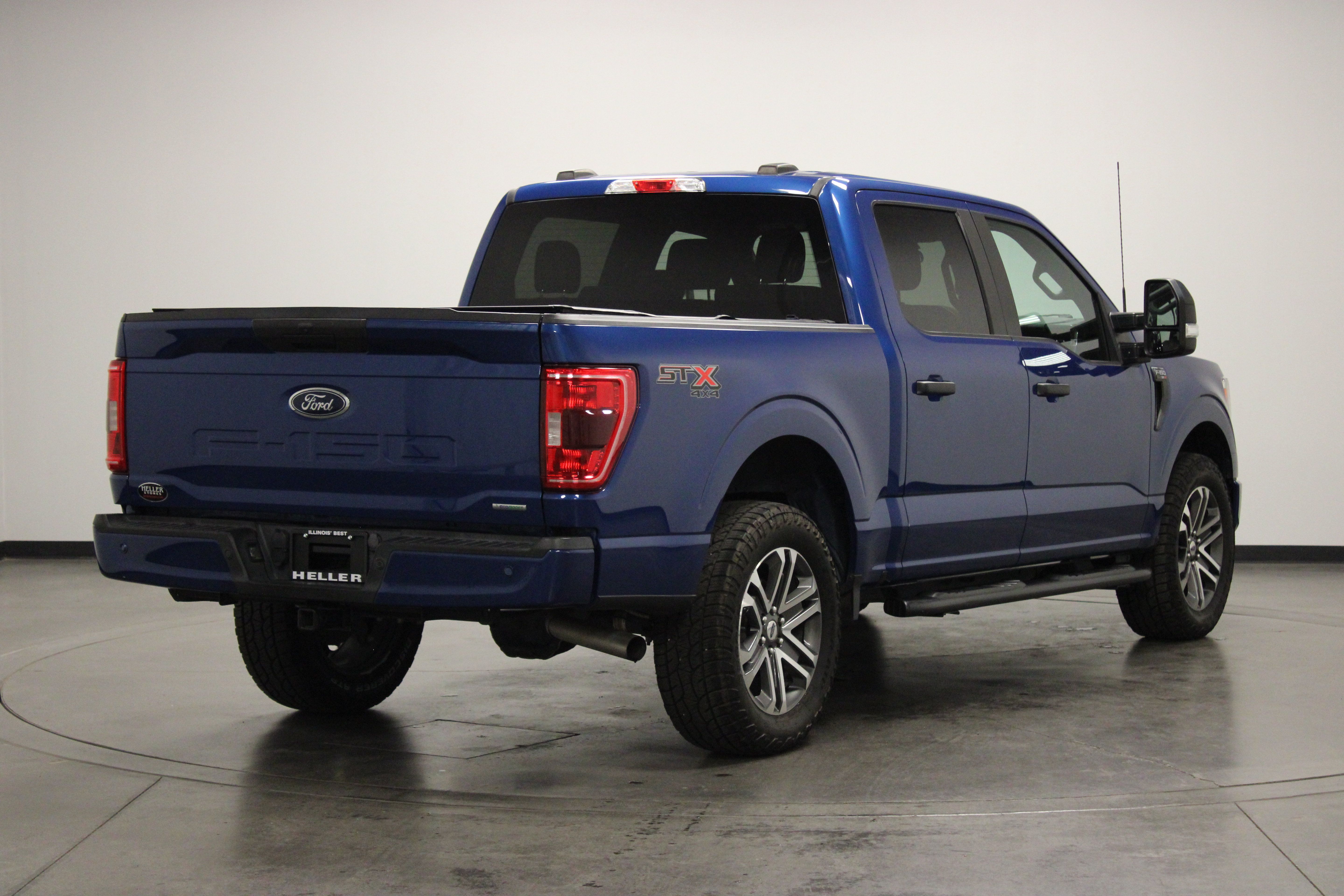 Used 2022 Ford F150 XL w/ STX Appearance Package AWD/4WD image 8