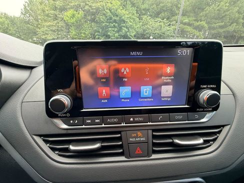 Used 2024 Nissan Altima 2.5 S FWD image 20
