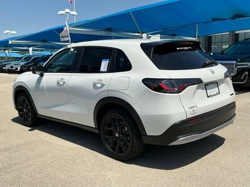 Certified 2024 Honda HR-V Sport image 4