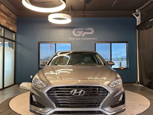 Used 2019 Hyundai Sonata SE w/ Cargo Package image 8