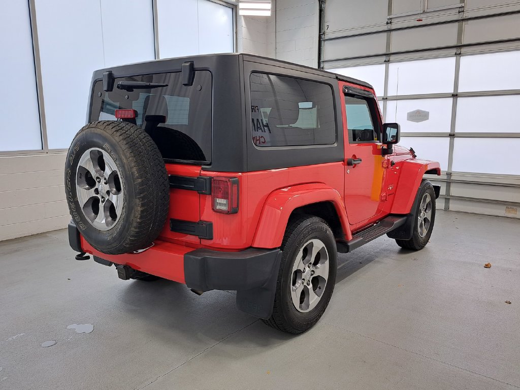 Used 2016 Jeep Wrangler Sahara w/ Connectivity Group AWD/4WD image 5