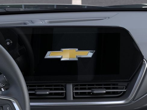 New 2026 Chevrolet Trax ACTIV w/ Sunroof Package FWD image 44