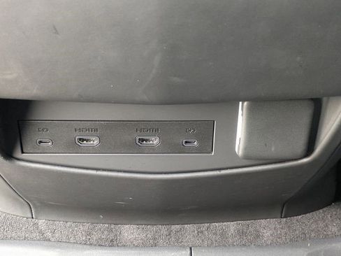 Certified 2025 Cadillac Escalade Sport Platinum w/ LPO, Floor Liner Package AWD/4WD image 19