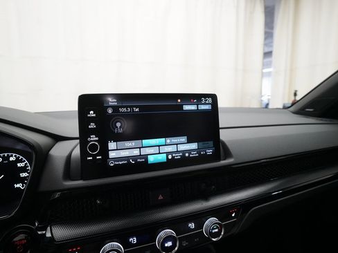 Certified 2023 Honda CR-V Sport Touring image 6