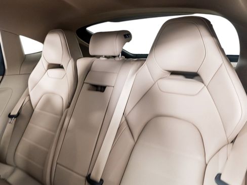 Used 2024 Porsche Panamera 4 w/ Premium Package image 54