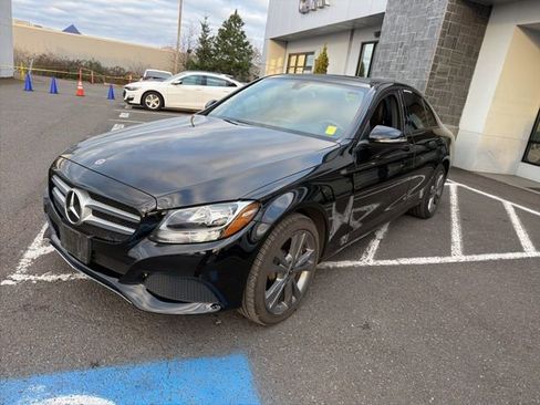 Used 2018 Mercedes-Benz C 300 4MATIC Sedan image 3