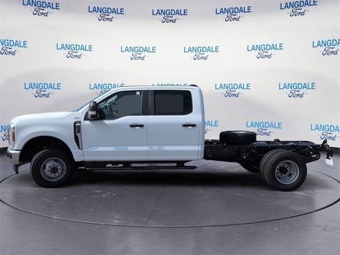 New 2026 Ford F350 XL w/ XL Chrome Package image 10