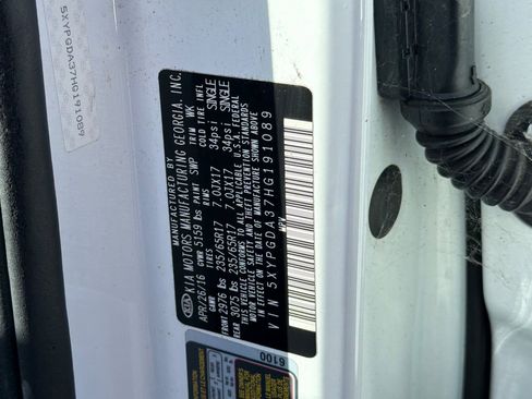 Used 2017 Kia Sorento AWD image 24