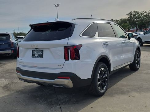 New 2026 Kia Sorento S AWD/4WD image 8