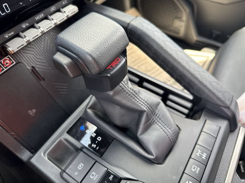 Certified 2025 Toyota 4Runner TRD Off-Road Premium w/ Tow Technology Package AWD/4WD image 21