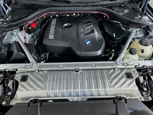 Used 2025 BMW X3 xDrive30i w/ Premium Package image 29