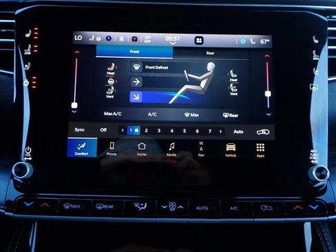 Used 2024 Jeep Wagoneer Series III w/ Premium Group I image 20