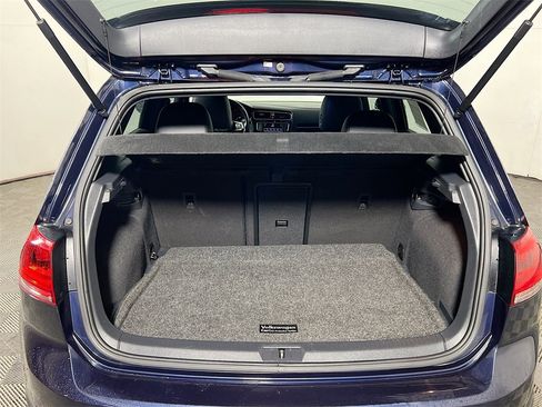 Used 2017 Volkswagen GTI SE image 24