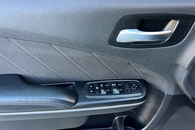 Used 2020 Dodge Charger R/T RWD image 11