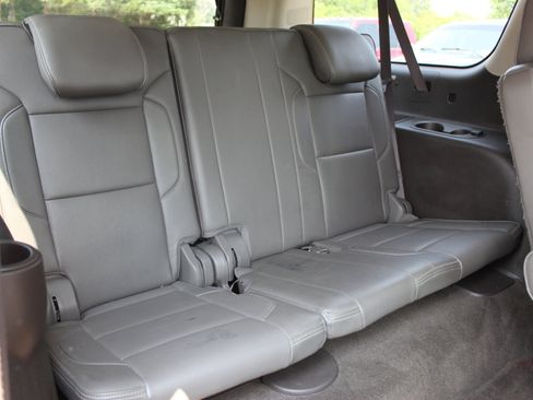 Used 2017 GMC Yukon XL Denali w/ Open Road Package image 23