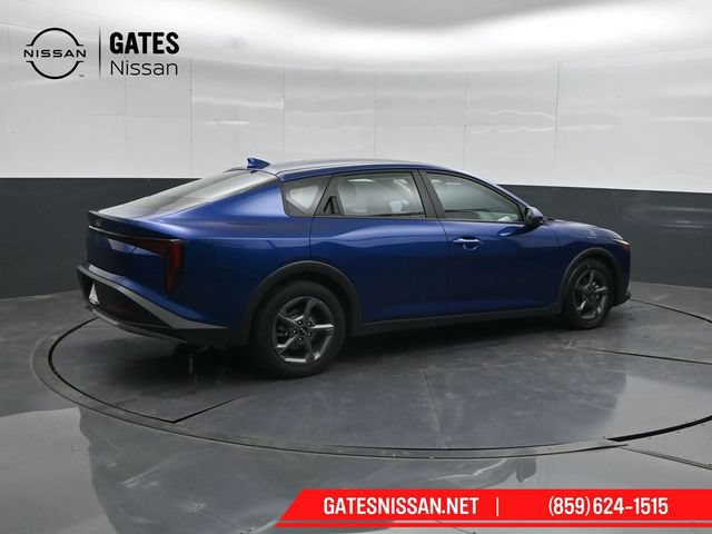 Used 2025 Kia K4 FWD image 2