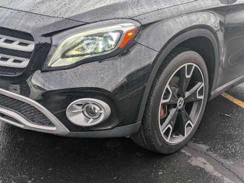 Used 2020 Mercedes-Benz GLA 250 4MATIC w/ Premium Package image 9