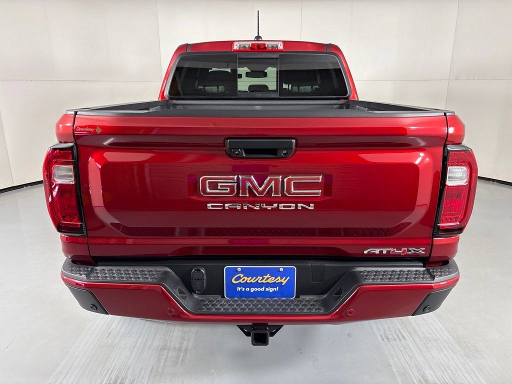 Used 2025 GMC Canyon AT4 w/ AT4X Package AWD/4WD image 7