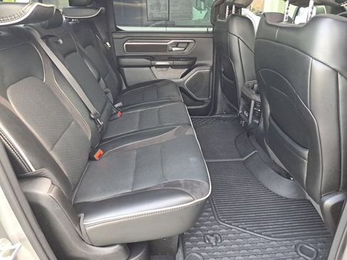 Used 2025 RAM 1500 Laramie w/ Sport Appearance Package AWD/4WD image 18