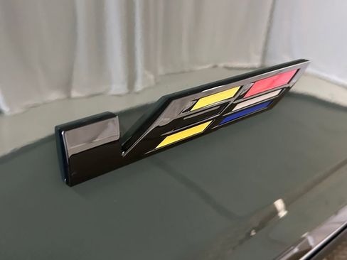 Used 2025 Cadillac Escalade V image 33