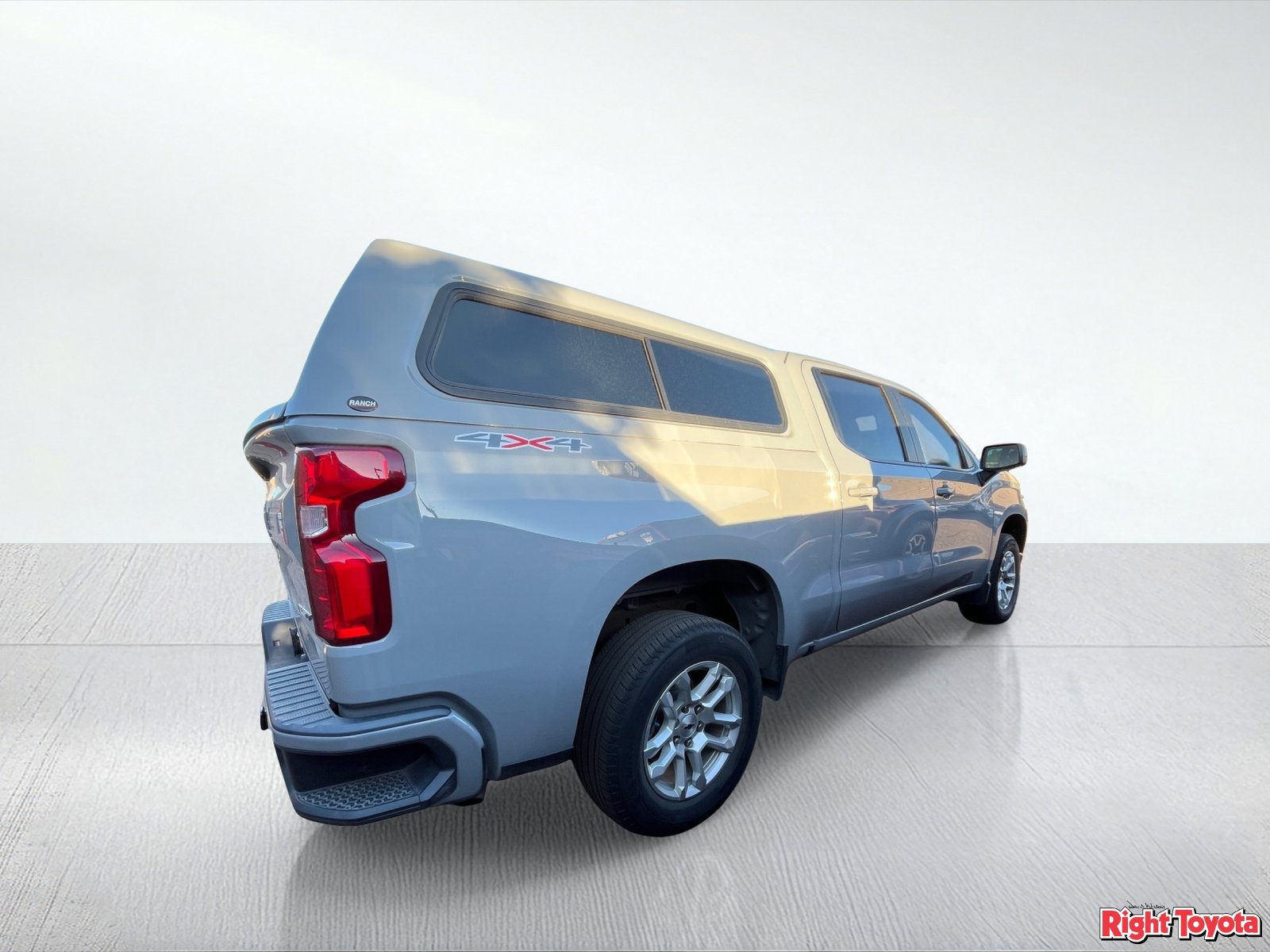 Used 2024 Chevrolet Silverado 1500 RST w/ Convenience Package II AWD/4WD image 4