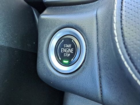 Used 2023 GMC Yukon SLT w/ SLT Premium Package image 25