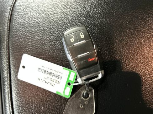 Used 2022 RAM 2500 Big Horn image 22