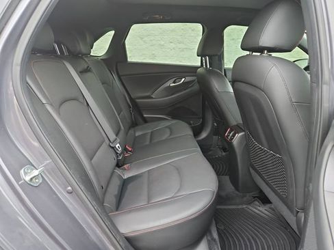 Used 2018 Hyundai Elantra GT Sport w/ Sport Tech Package 04 image 29