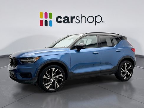 Used 2019 Volvo XC40 T5 R-Design AWD/4WD image 1