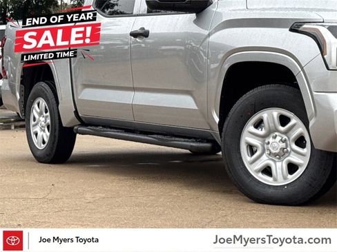 New 2026 Toyota Tundra SR image 3