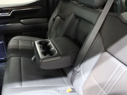 Used 2023 Chevrolet Silverado 1500 High Country w/ High Country Premium Package AWD/4WD image 24