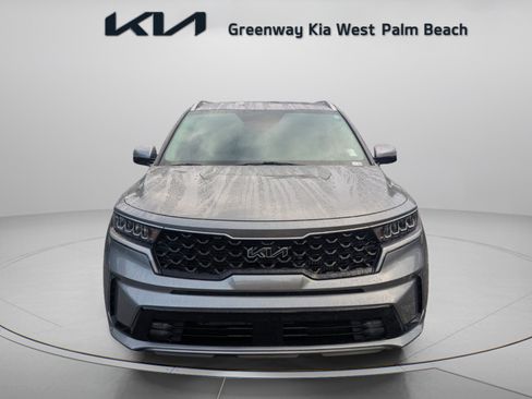 Certified 2024 Kia Sorento EX FWD image 2