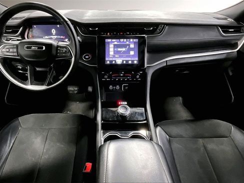 Used 2021 Jeep Grand Cherokee L Laredo image 8