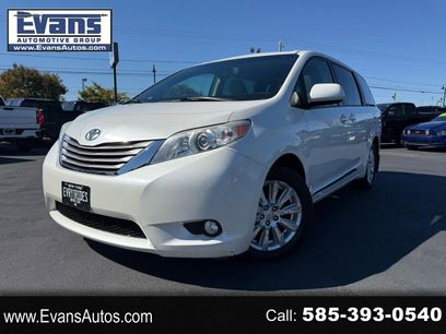 Used 2017 Toyota Sienna XLE
