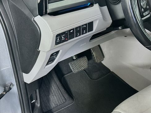 Used 2019 Honda Odyssey Elite image 17