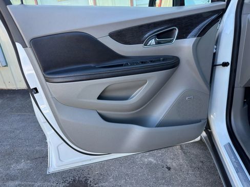 Used 2013 Buick Encore Premium image 2