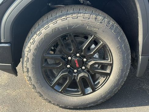 New 2026 GMC Sierra 1500 Elevation w/ Elevation Premium Package AWD/4WD image 13