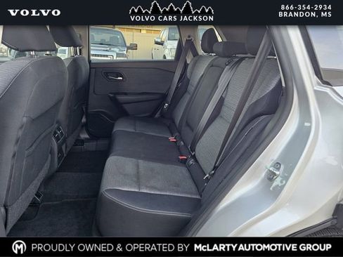 Used 2021 Nissan Rogue SV image 16