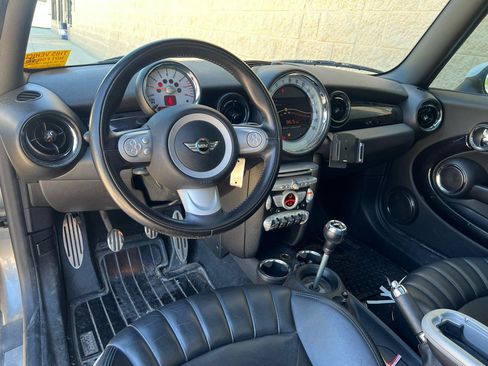 Used 2009 MINI Cooper S FWD image 5