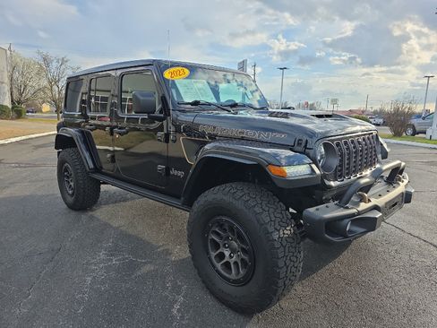 Used 2023 Jeep Wrangler Unlimited Rubicon 392 image 4