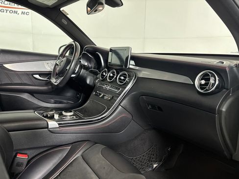 Used 2019 Mercedes-Benz GLC 43 AMG 4MATIC image 32