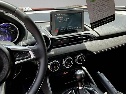 Used 2023 MAZDA MX-5 Miata Grand Touring w/ Weather Package RWD image 8