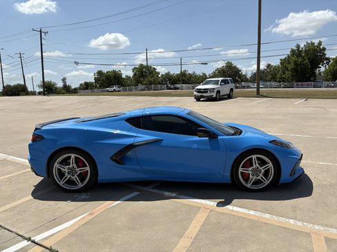 Used 2022 Chevrolet Corvette Stingray Preferred Cpe w/ 2LT RWD image 5