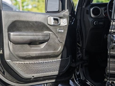 Used 2021 Jeep Wrangler Unlimited Sport image 42